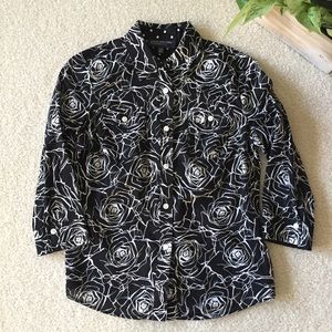 Jones New York Signature Petite Black and White Floral Cotton Blouse